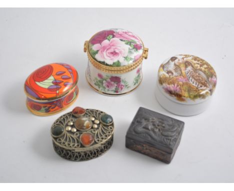 A collection of trinket pots, ceramic, wood, glass, etc (89)
