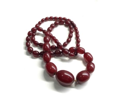 Vintage cherry amber bakelite bead necklace no internal streaking 56.4g 