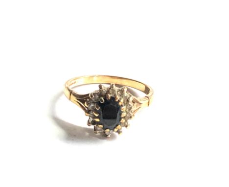 9ct gold vintage sapphire &amp; diamond halo ring (2.2g) uncleaned missing 1 diamond 