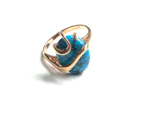 14ct gold vintage turquoise cocktail ring (4.6g) 