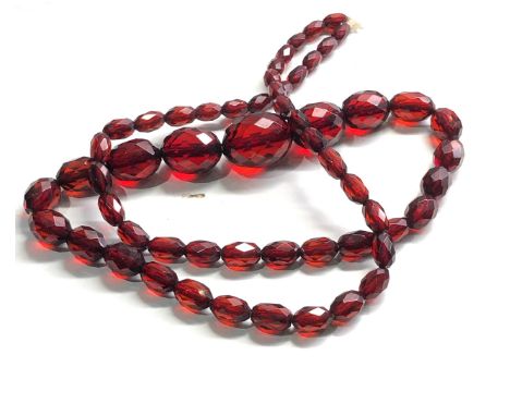 Vintage cherry prystal bakelite faceted graduating beads necklace, 33.9g 