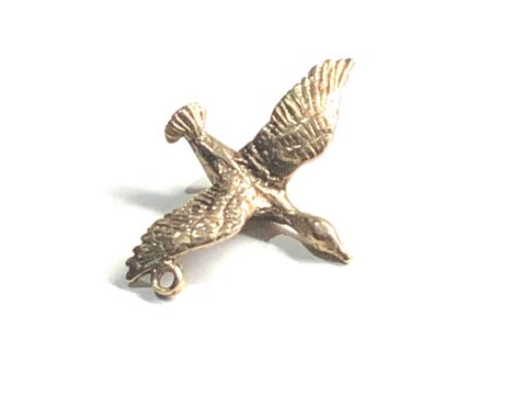 Vintage 9ct gold flying bird charm 2.8g 