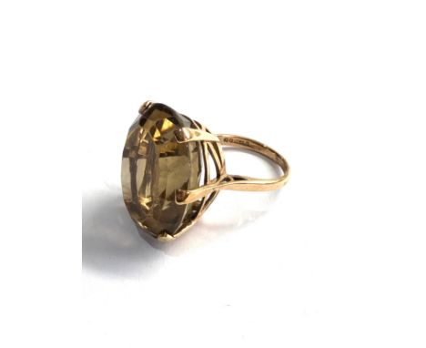 9ct gold vintage smoky quartz cocktail ring (12.4g) 