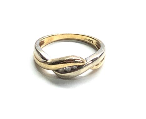 9ct gold diamond ring weight 2.7g 