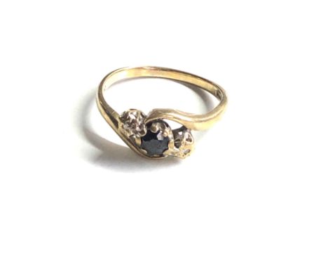 9ct gold vintage sapphire &amp; diamond ring (2.1g) 