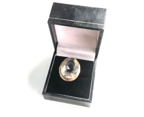 9ct gold quartz dress ring 7.6g 