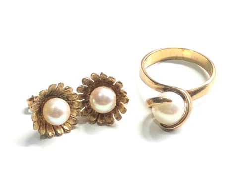 2 x 9ct gold vintage pearl ring earrings (5.5g) 