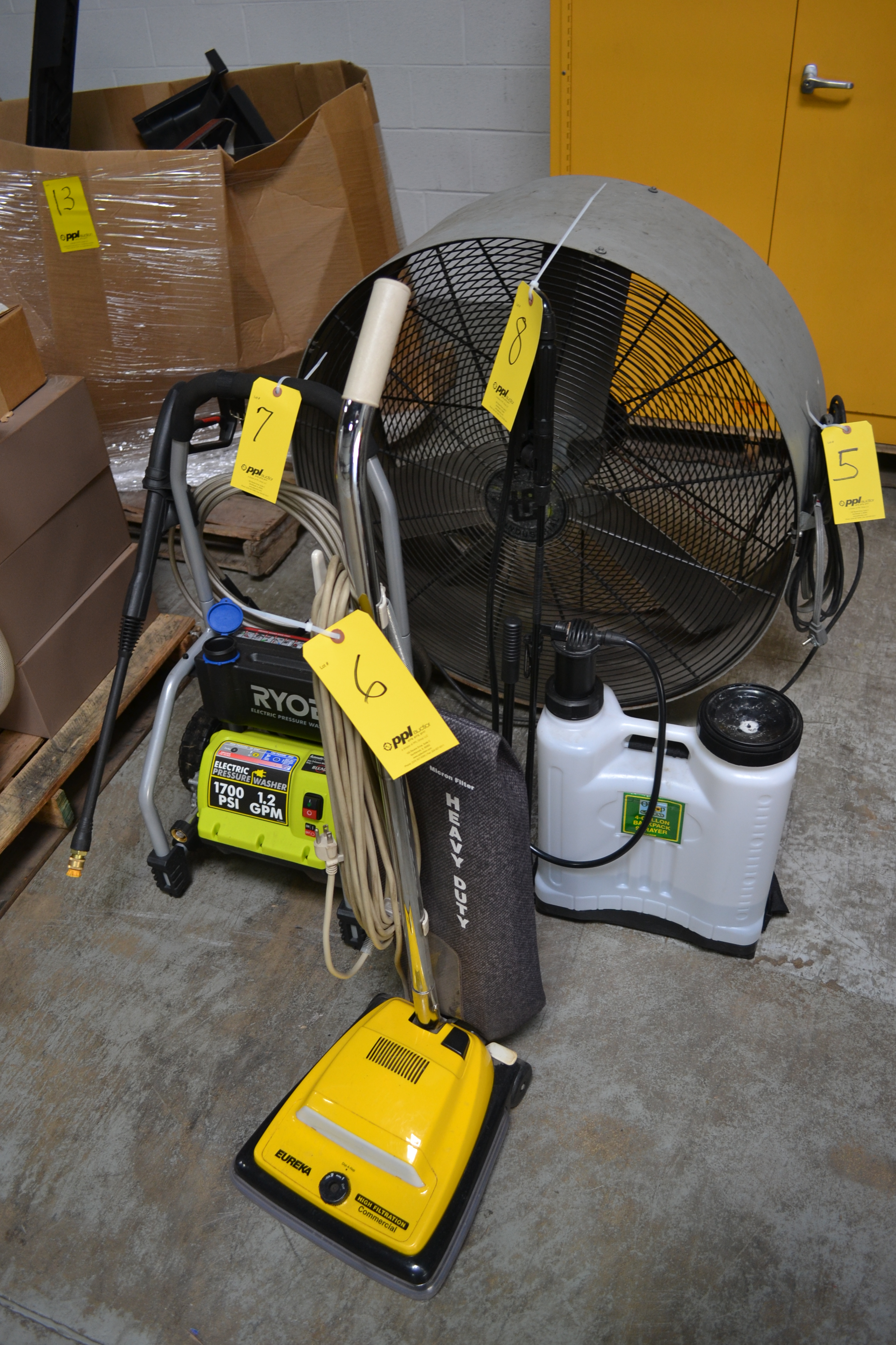 Eureka Commercial Vacuum Cleaner