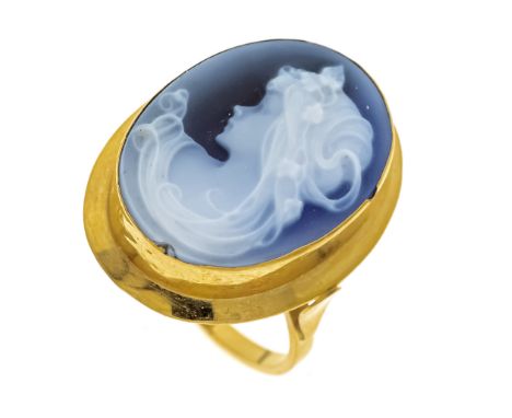 Gemmen-Ring GG 750/000 mit einer fein geschnitzten ovalen Achatgemme  20 x 15 mm, Portrait einer Schönen im Jugendstil, unten