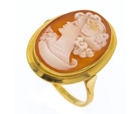 Gemmen-Ring GG 750/000 mit einer fein geschnitzten ovalen Muschelgemme 19,5 x 15 mm, Portrait einer Schönen, RG 57, 3,8 g