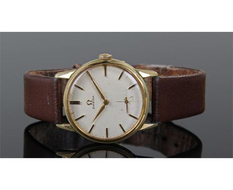Omega gentleman's wristwatch, the circular signed champagne dial with gilt baton hour markers, subsidiary seconds dial, dial 