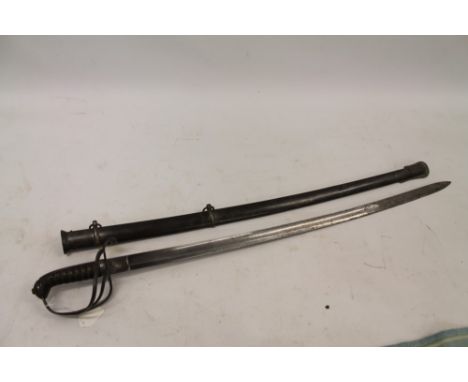 Victorian 1821 pattern Light Cavalry Officers' sword with three-bar hilt, curved fullered blade with etched crowned VR cipher