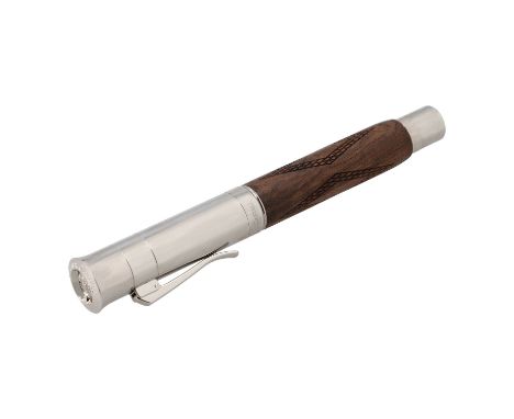 GRAF VON FABER-CASTELL Füller "PEN OF THE YEAR 2010"akt. NP.: 2.500,-€. Limited Editiom No. 284. Inspiriert durch historische