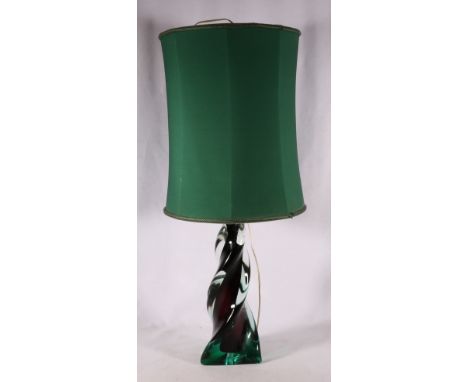 Contemporary art glass table lamp with tapering triangular green twist column, glass section 35cm tall 