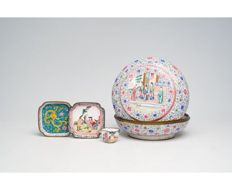 Full title: A Chinese Canton enamel box and cover with a palace scene and floral design, a cup and two saucers, 18th/19th C.D