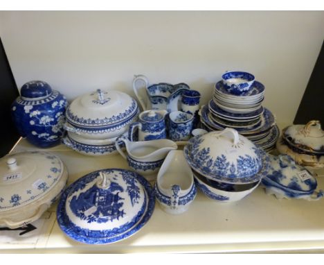 A quantity of blue and white china including Worcester
