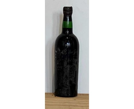 1 Bottle Unidentifiable Vintage Port believed to be from 1960’s (level i/n – no shipper nor Vintage identified – wax capsule 