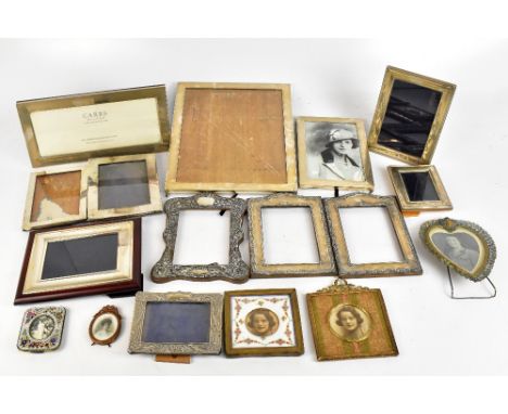 JOHN COLLARD VICKERY; a large George V hallmarked silver mounted photograph frame, London 1913, aperture 26.6 x 21.6cm (back 