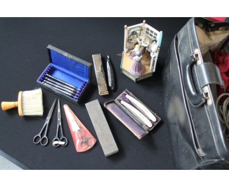 BARBERS LOT - a collection of professional barber tools to include cut throat razors (4 engraved with the days of the week, a