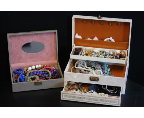 COSTUME JEWELLERY - 2 jewellery boxes filled with both vintage and modern jewellery. Items include necklaces (22, including a