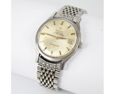 A Gentleman's vintage Omega Constellation automatic chronometer wristwatch, the circular pearlescent dial with baton markers 