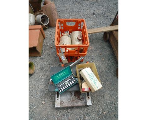 Black &amp; Decker Workmate, stapler, brass horse shoe, hot water bottles, Kamosa 14'' socket set.