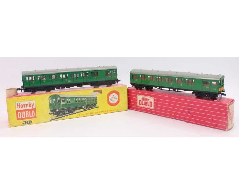 Hornby Dublo 2-rail 2250 EMU motor coach (NM-BE) with 4150 driving trailer coach, minute very light corrosion spot in one are