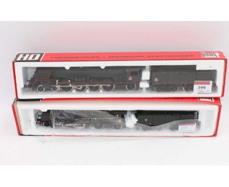 A Jouef H0 scale boxed 12 volt electric locomotive group, two examples to include No. 8255 Pacific 231K locomotive and tender