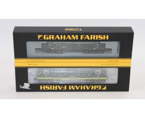 A Graham Farish N gauge boxed diesel locomotive group to include No. 371-286 Class 55D 9002 The Kings Own Yorkshire Light Inf
