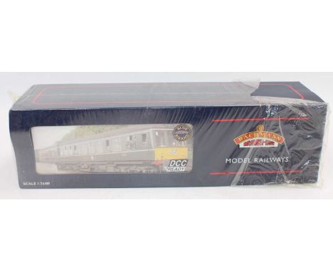 A Bachmann 32-900A BR green 2-car class 108 DMU with speed whiskers, still in outer shrink wrapping (M,BNM-M)