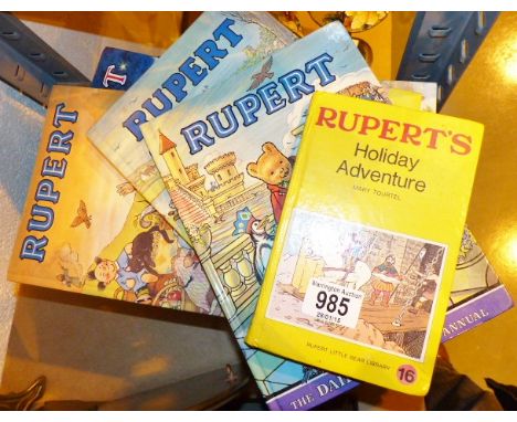 Quantity of vintage Rupert the Bear annuals