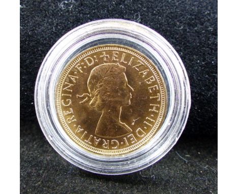 1957 Elizabeth First issue of reign full sovereign.