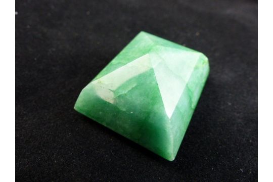 cut jade