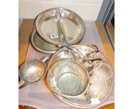 Tray of good early railway related item including LNER, LMS and NFR railway companies