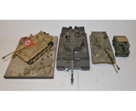 4 built kit models including a competently built 1/35 Tiger1/North Africa diorama and a larger scale Tiger 1 (1/24) 