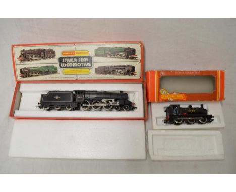 Two boxed Hornby OO gauge scale model trains, Silver Seal locomotive, tender drive with smooth running Ringfield motor, R859 