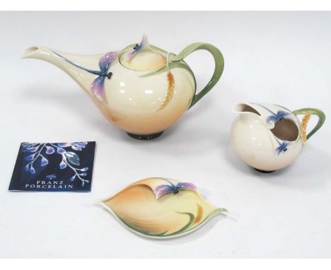 Franz Teapot, cream jug and small tray, with boxes.