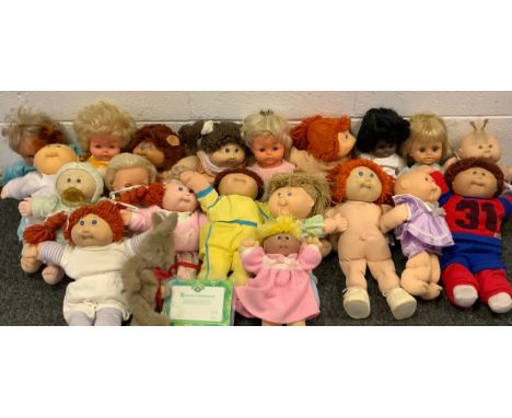 A quantity of Cabbage patch kids dolls, others ( 21 in total ) 
