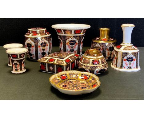 Royal Crown Derby 1128 pattern including ovoid vase, rectangular lidded box, lidded urn, cigarette lighter, bell; etc 