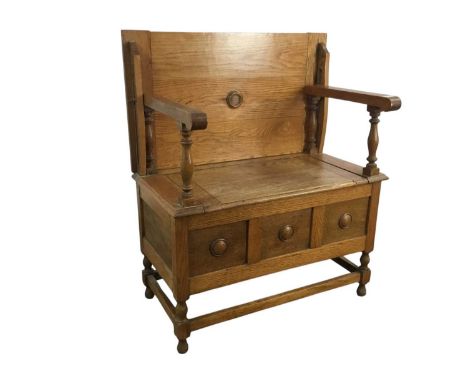 OAK MONKS BENCH, on turned supports103cm high, 88cm wideOverall good condition, with no signs of woodworm. Some very light sc