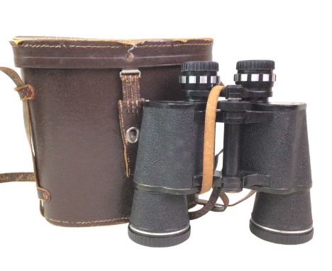 VINTAGE CHILD SIZE SPORRAN, ALONG WITH FURTHER ITEMS the sporran by Paisleys Ltd of Glasgow, a military style cap and a cased