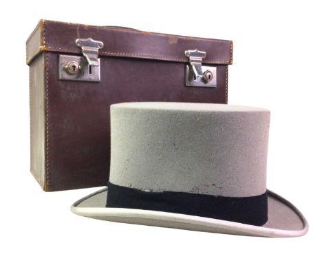VINTAGE GREY TOP HAT, in brown leather carrying case