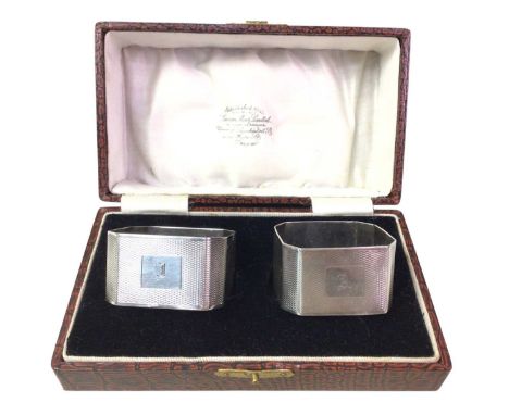 PERFUME ATOMISER WITH FILLER, BIRMINGHAM 1995 MAKER MAPPIN AND WEBB the atomiser within a silver case, along with a pair of e