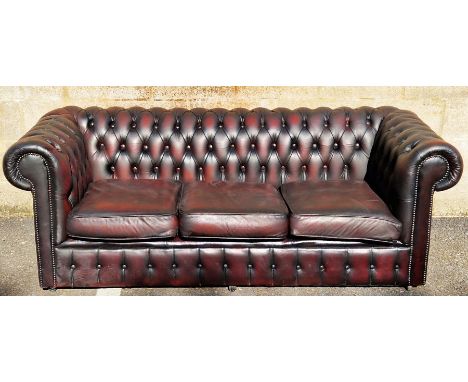 20th century three-seater leatherette upholstered Chesterfield sofa, 194cm long&nbsp;