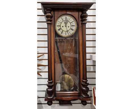 Early 20th century mahogany cased Vienna regulator style wall clock, the circular dial having Roman numerals denoting hours, 
