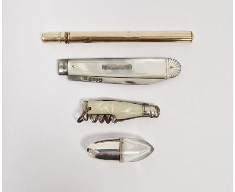 Edwardian silver mounted glass vinaigrette, of elliptical&nbsp;form, hallmarked Birmingham 1901 by Cornelius Desormeaux Saund