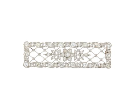 One transitional and 36 old-mine cut diamonds ap. 3.05 cts., small old-mine cut diamonds, c. 1915, ap. 9 dwts. Diamonds: H-I-