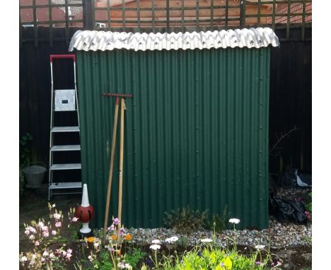 Vintage railway tool cabinet - Lot in situ and to be dismantled & collected by the buyer within 7 days from Evesham (approx 5
