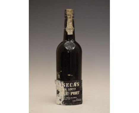 Fonseca's Vintage Port 1977, one bottle (1)  Condition: Seal is good, level is good with no sign of leakage, label is in half
