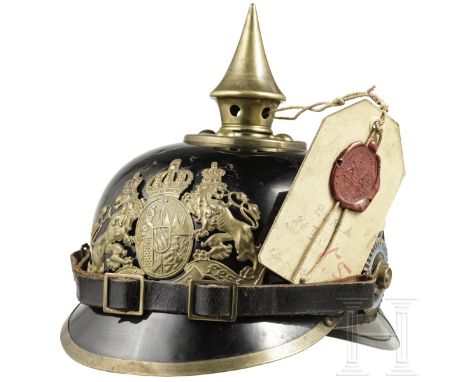 Helm M 1896 für Mannschaften der Infanterie, gesiegelte Probe von 1914   Schwarz lackierte Eisenblechglocke (kleine Druckstel